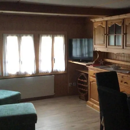 Vakantiehuis Holiday Home Husmaettli By Interhome