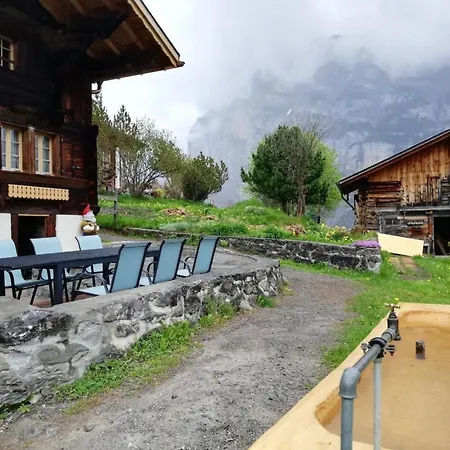 Holiday Home Husmaettli By Interhome Vakantiehuis