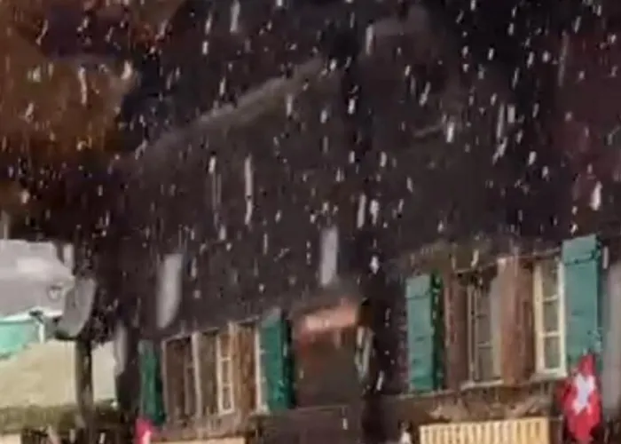 Mit Bergblick By Interhome