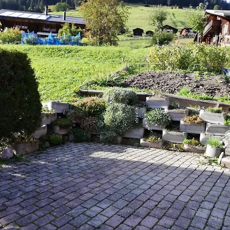 بيت للعطل Mit Bergblick By Interhome *